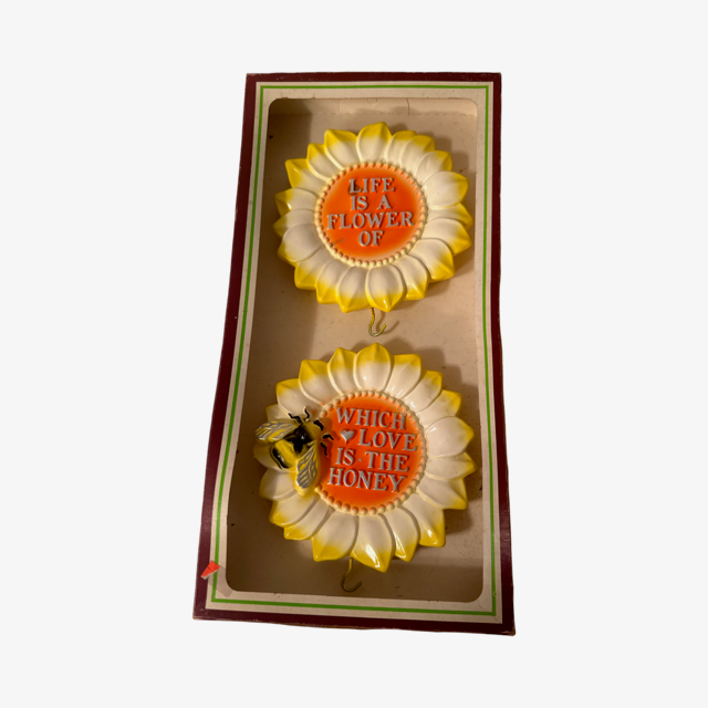 Retro Sunflower and Bee Hot Pad Holders (Set of 2)