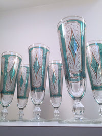 Load image into Gallery viewer, Libbey Mid-Century Emerald Champagne/ Pilsner Glasses (Set of 6)

