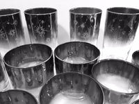 Load image into Gallery viewer, Vitreon Queens Luster Mid-Century Atomic Platinum 29-Piece Bar Set
