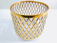 Load image into Gallery viewer, Imperial Glass Sekai Ichi Mid-Century Ice Container
