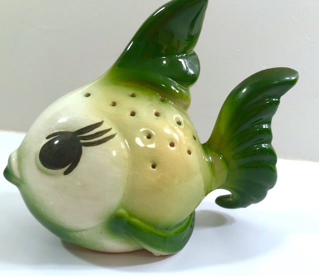 Here Fishy Appetizer Holder